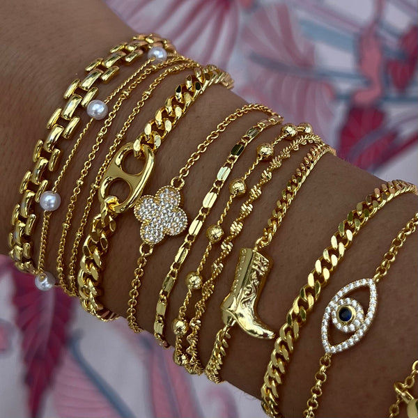 Real Use Cases: How to Style and Care for Your EVRYJEWELS Jewelry