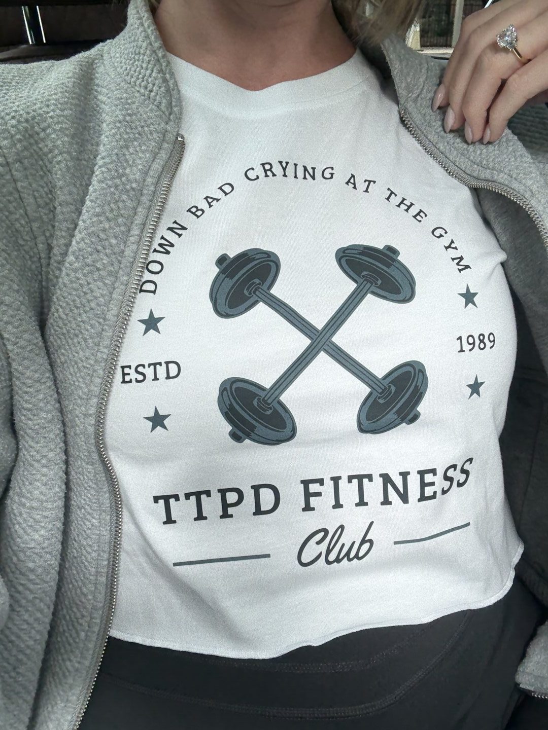 How to Style Topicgirl Crop Tops and Apparel for Different Occasions
