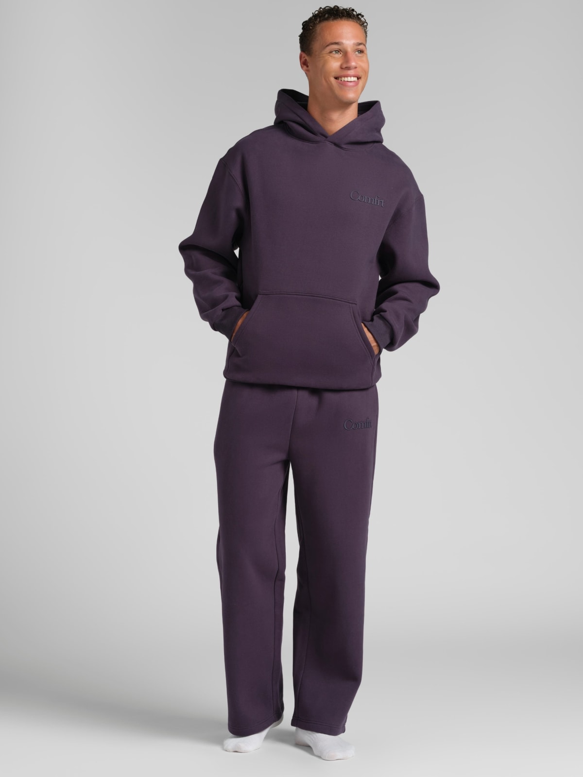 Key Features and Materials of the Comfrt Hoodie