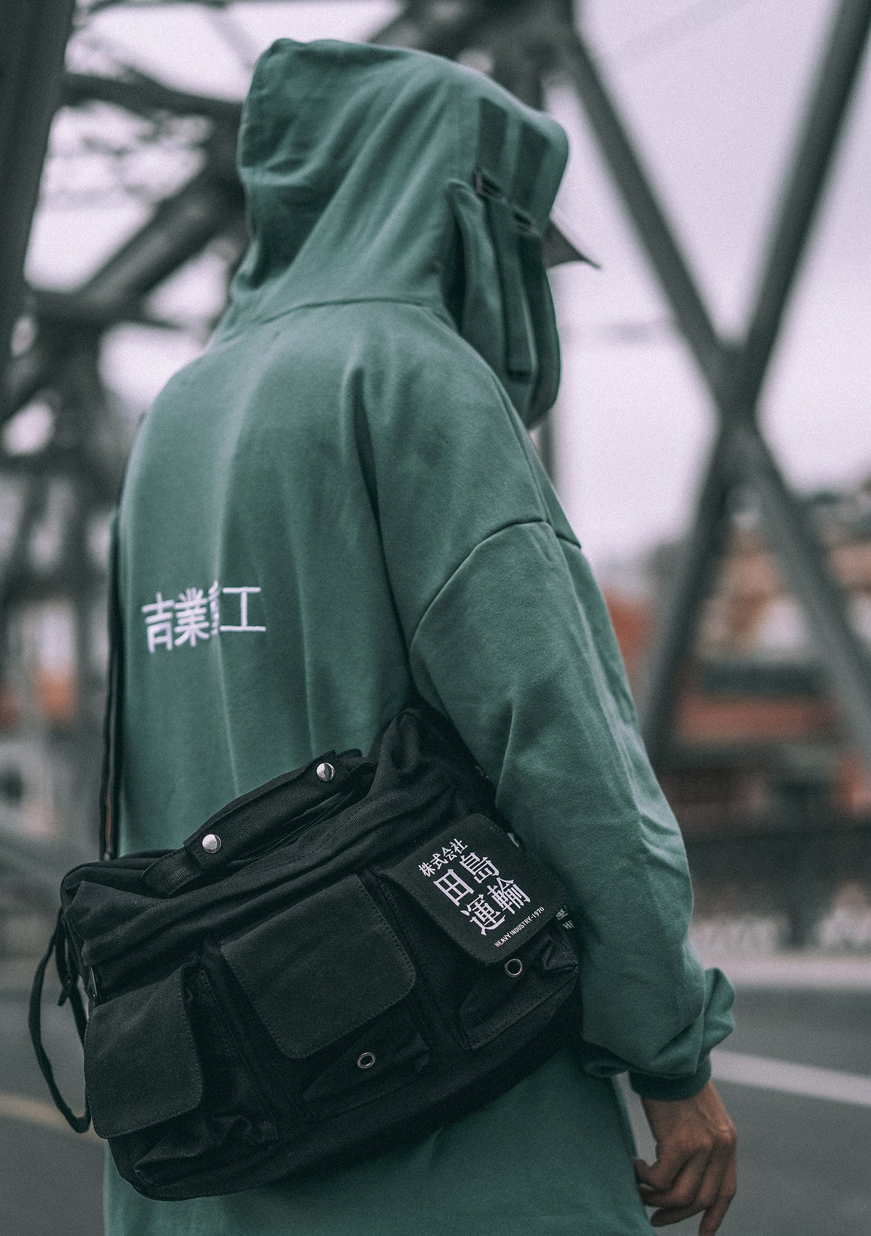 Pricing, Shipping, and Buying Options