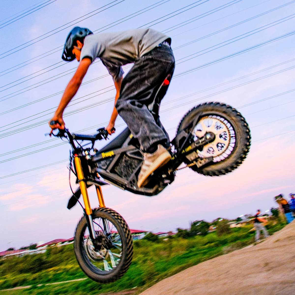 Pros and Cons of Freego eBikes and eScooters