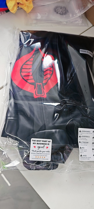 Key Features of Coscosmos Custom Cosplay Costumes